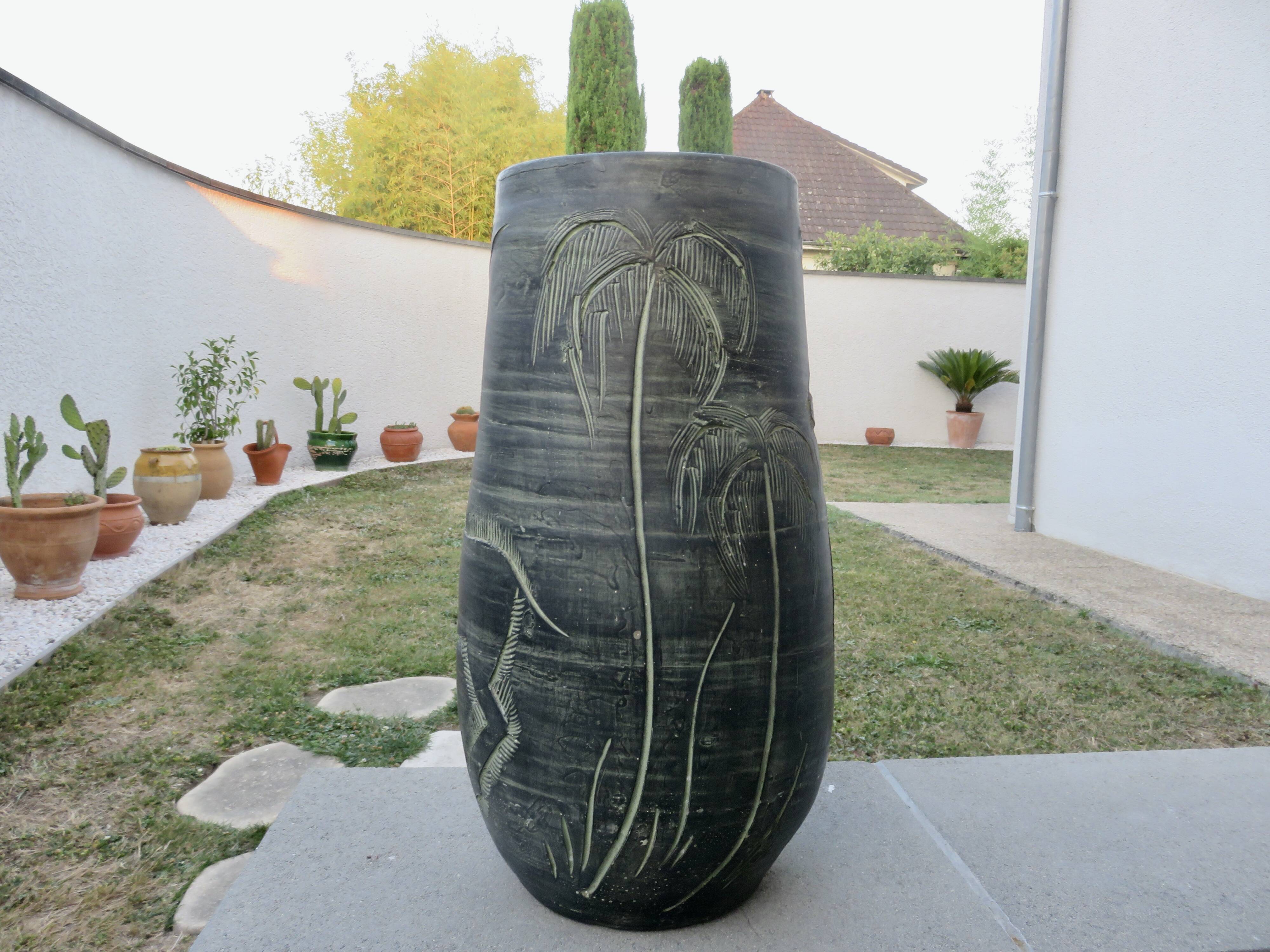 Important ceramic vase by Francisco Figueras, Catalonia, Spain.