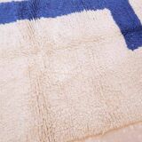 Contemporary Moroccan Rug - 249 x 121 cm