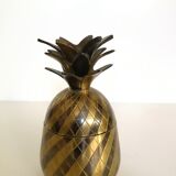 Vintage pineapple
