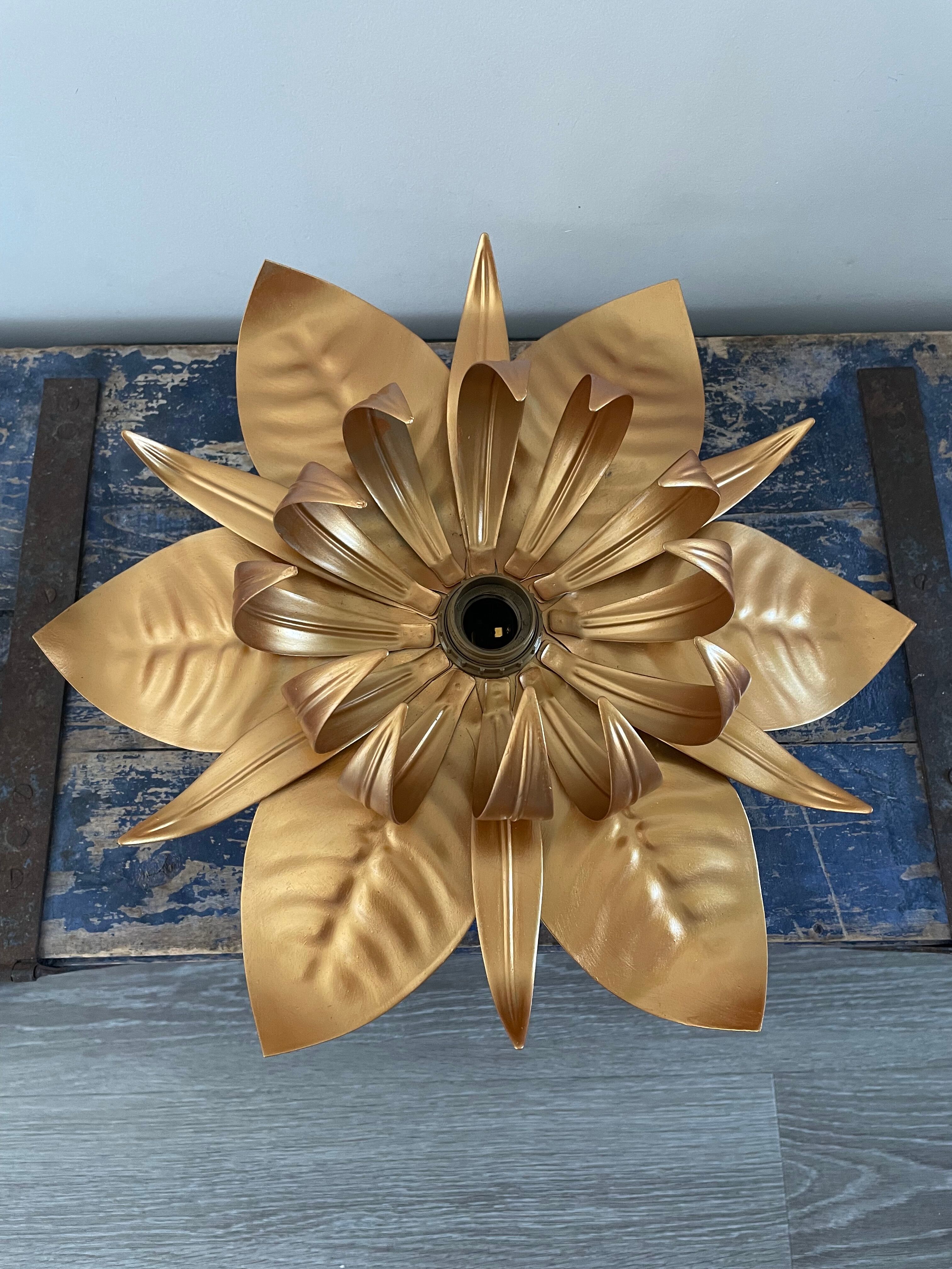 Ceiling lamp flower leaf gilded metal