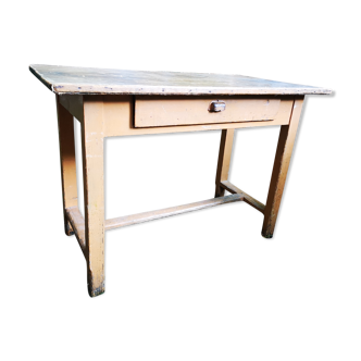 Camel campaign table