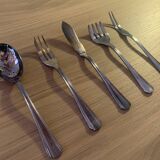 Cutlery box