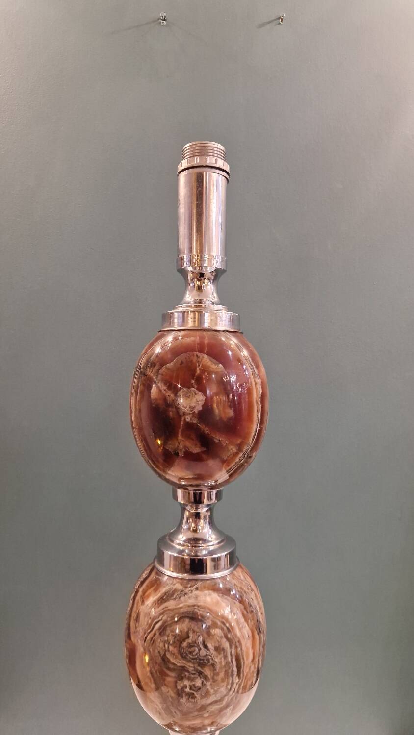 Large marble and chrome metal table lamp base from the 70s