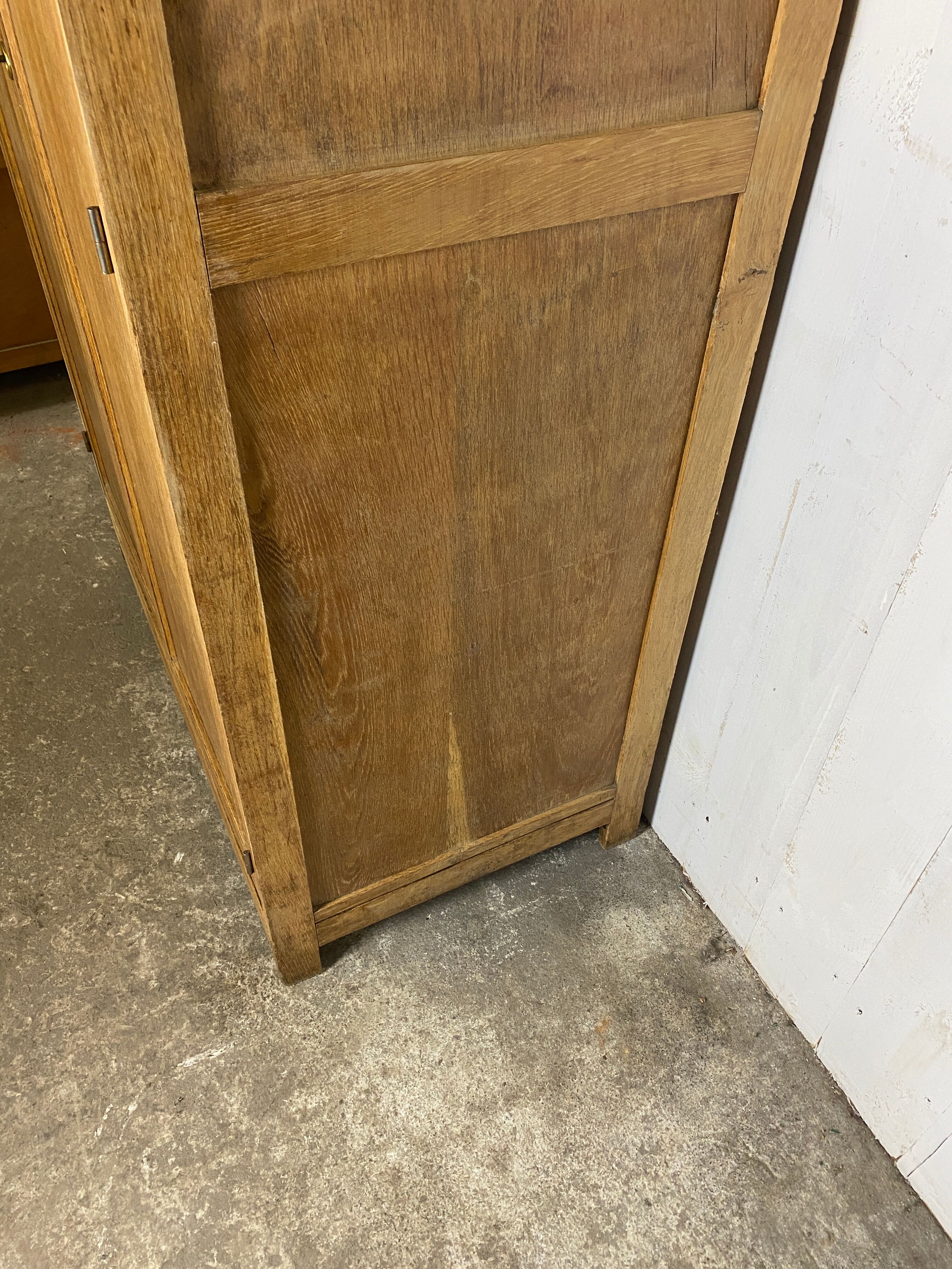 Parisian wardrobe raw oak