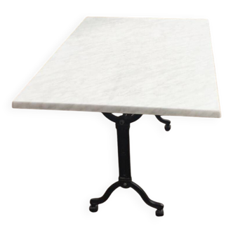 Bistro table