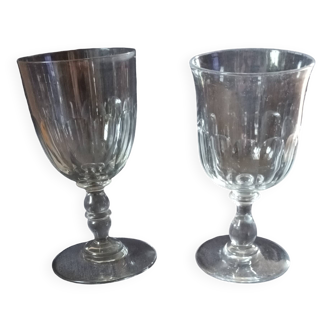 2 crystal glasses