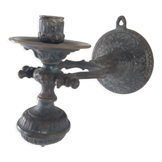 Bronze pendulum candle holder