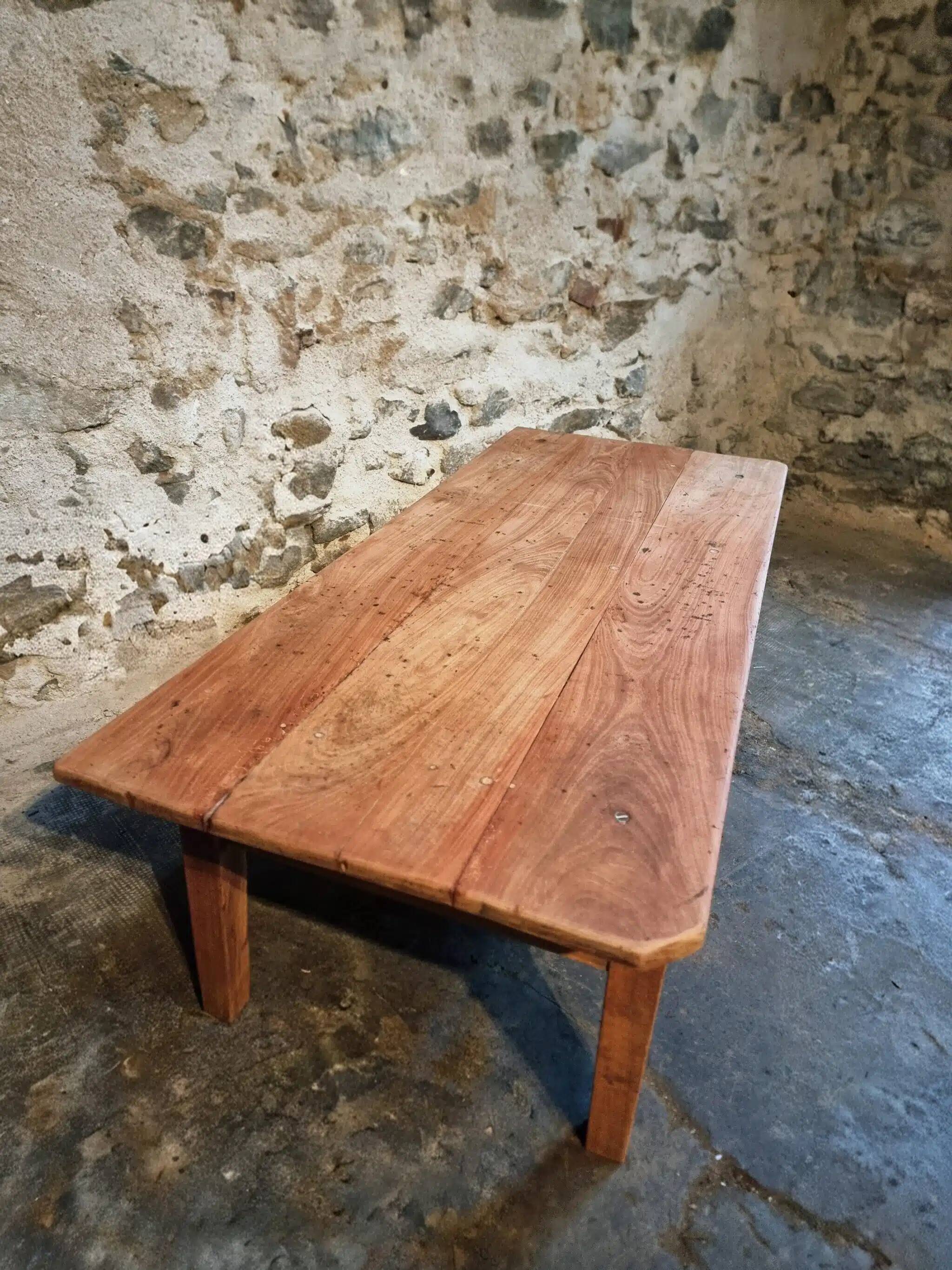 Old French rustic coffee table in cherry wood.