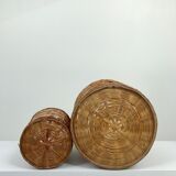Lot of two wicker baskets