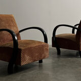 Paire de fauteuils en velours art déco