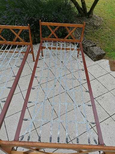 Vintage brace beds