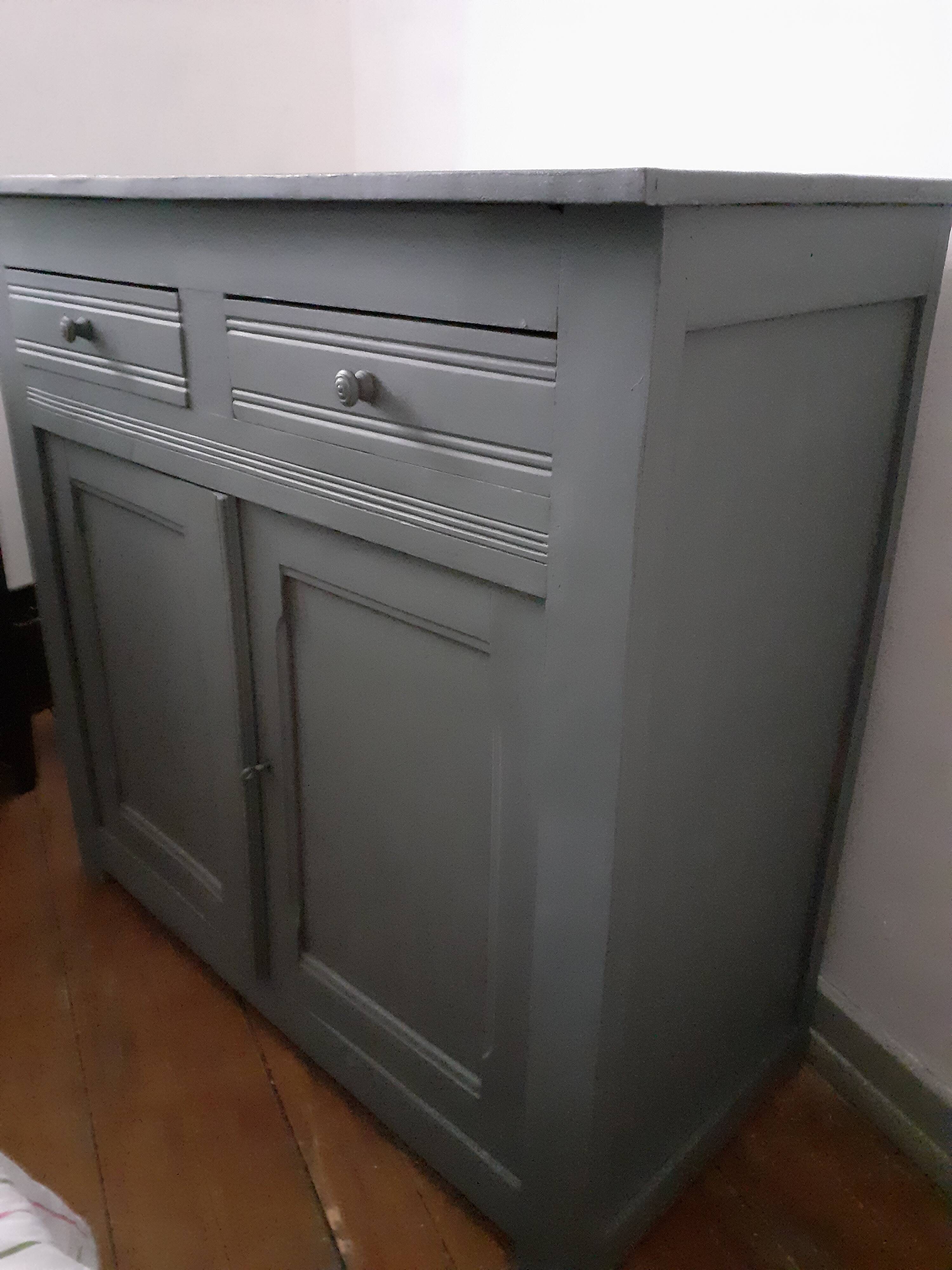 Buffet parisien gris fonce
