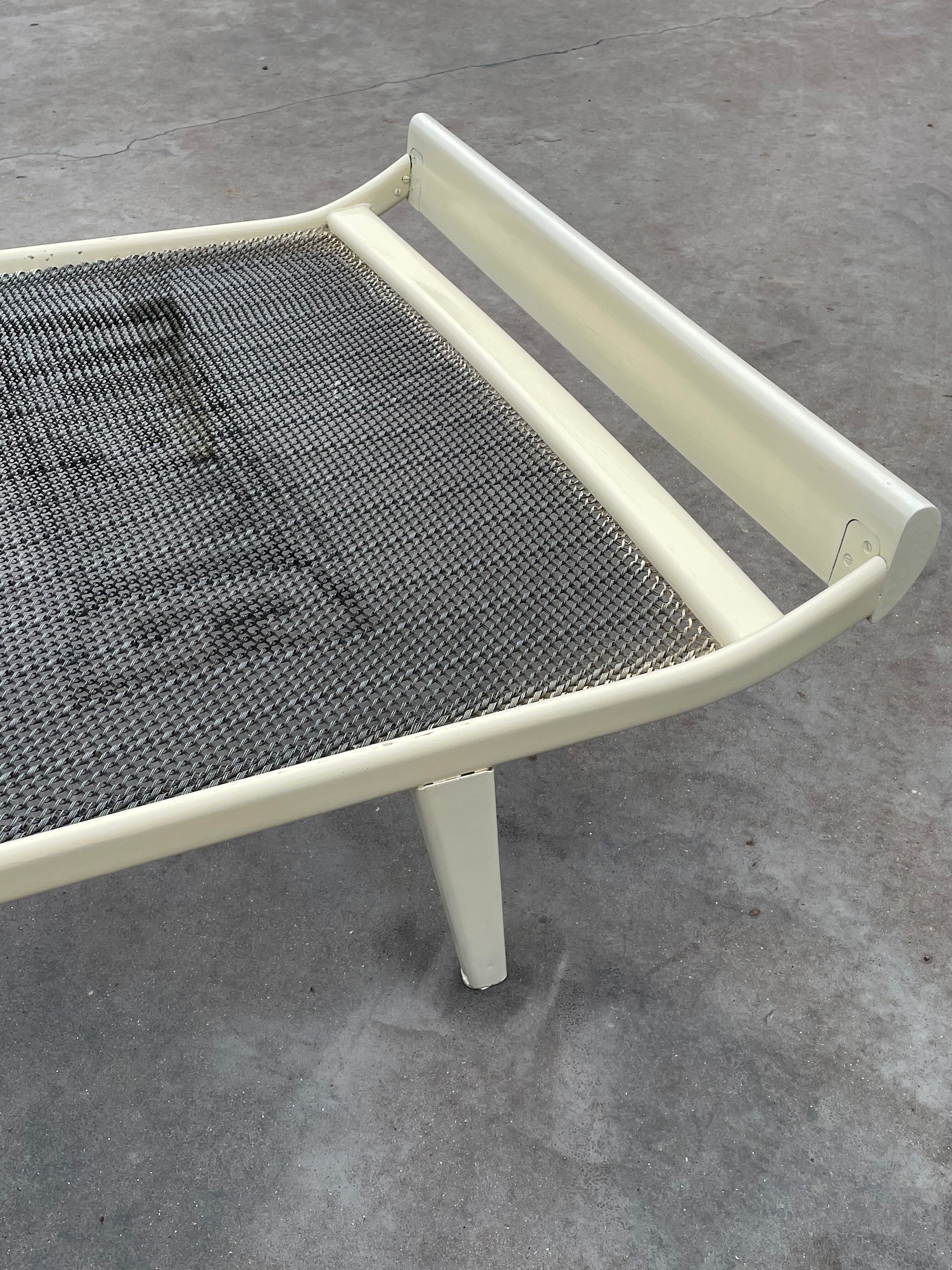 Vintage daybed Auping Cleopatra design by Dick Cordemeyer