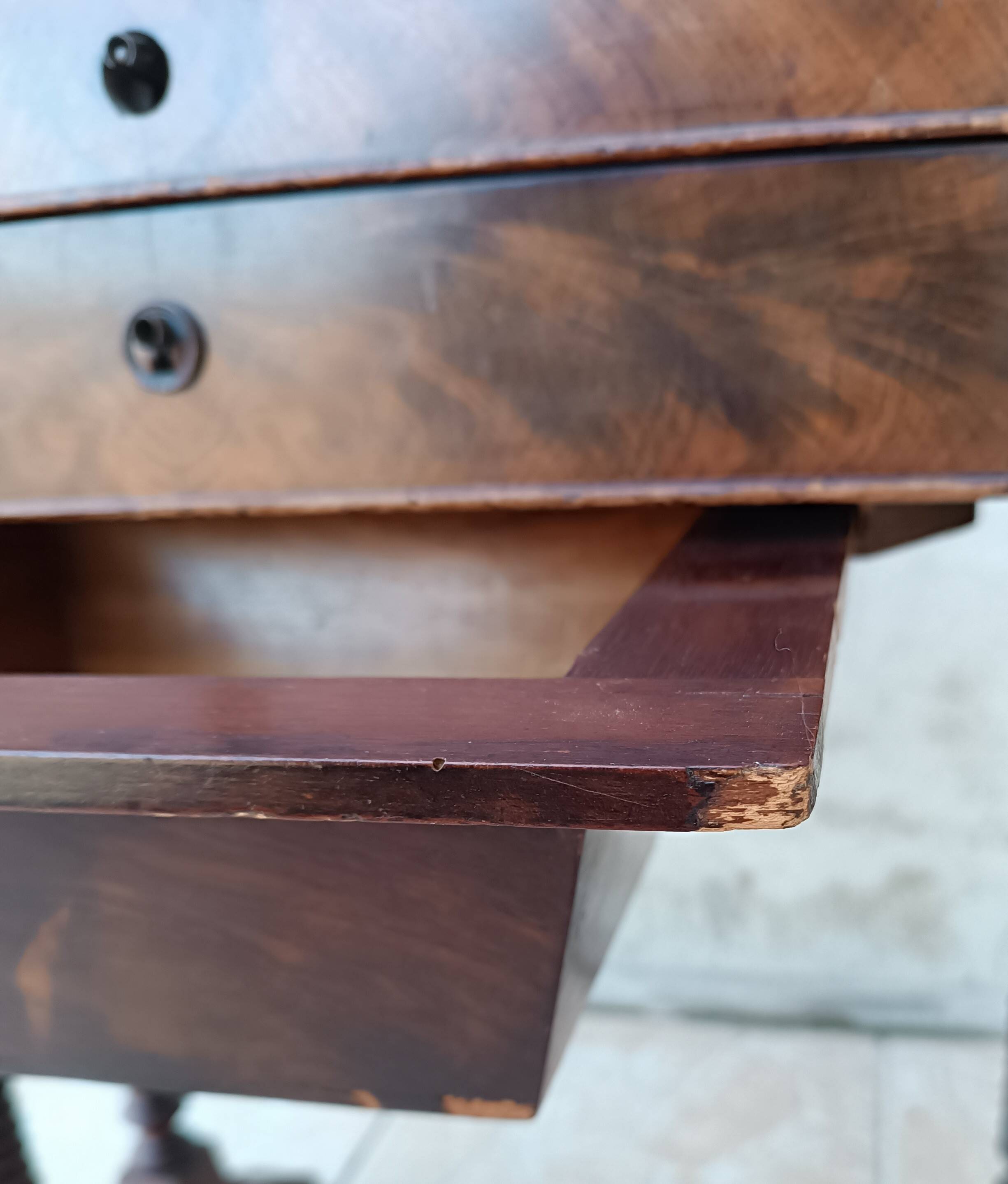 Travailleuse Louis Philippe en acajou