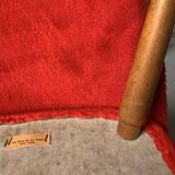 2 red moumoute chairs