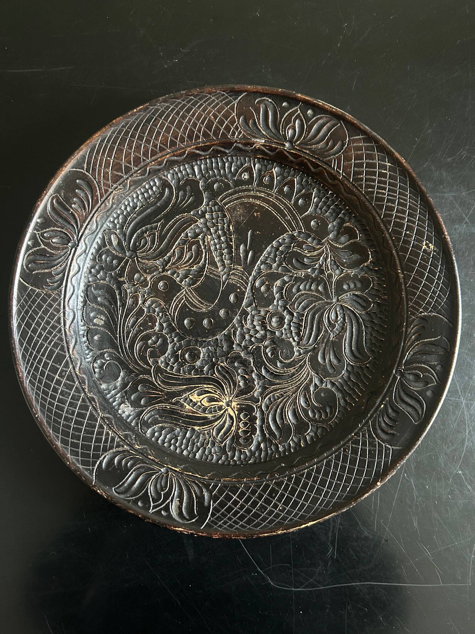 Korond ceramic dish with bird decoration