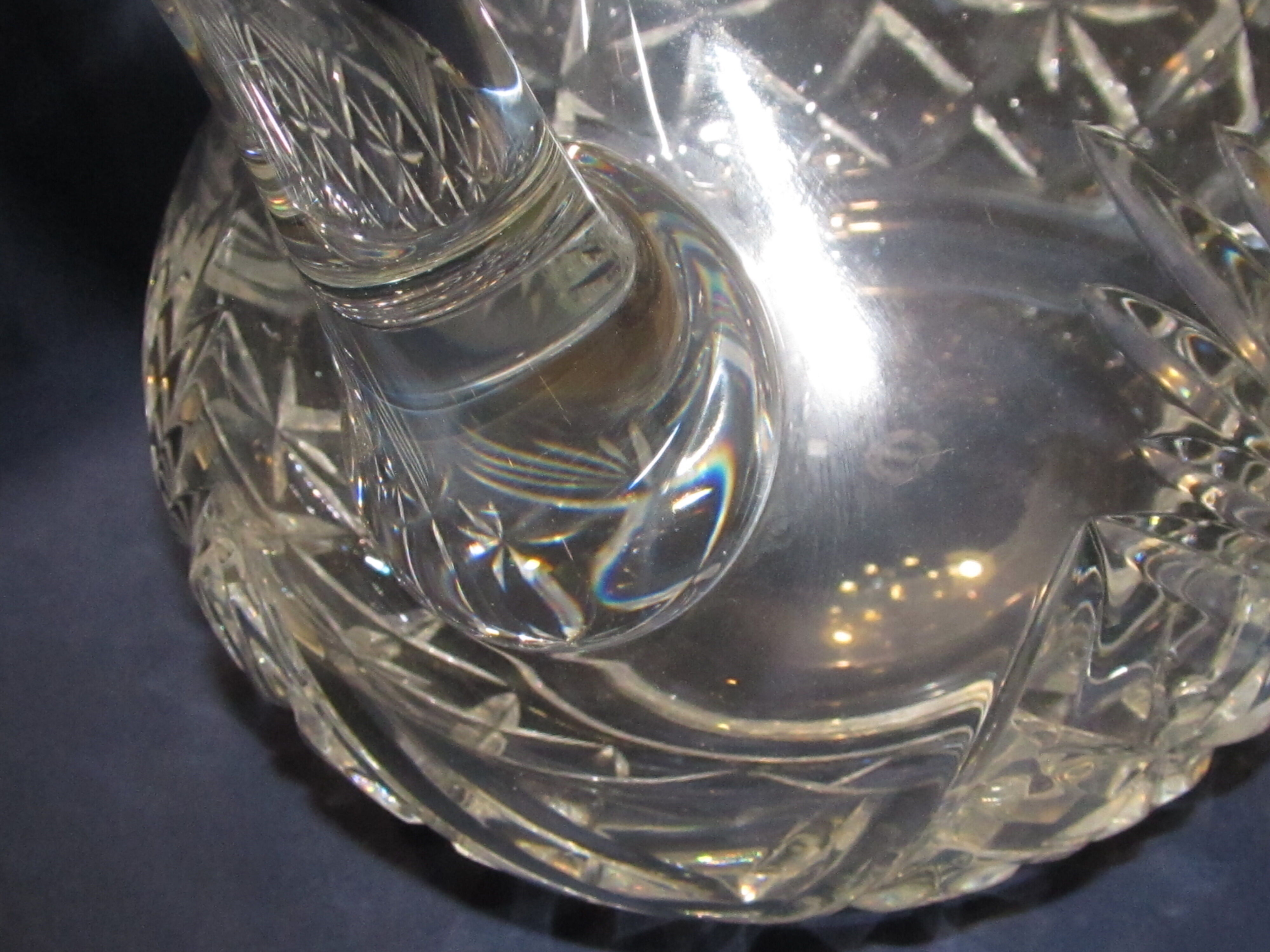 Saint Louis beautiful cut crystal sharp sharpener decanter signed Massenet or Chantilly