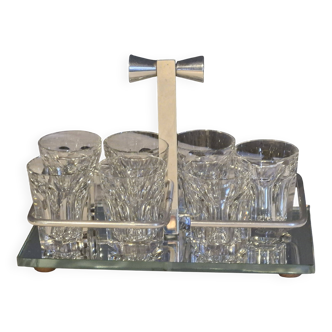 Baccarat 7 verres à liqueur en cristal signés Modèle Harcourt sur support