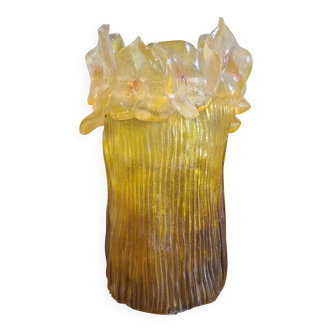 Resin vase design in Space Age style from the 1970s.