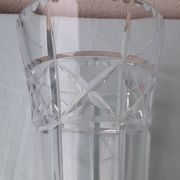 Vase en cristal taillé