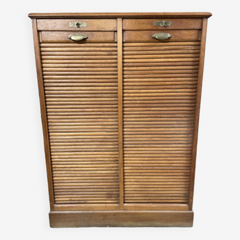 Sliding curtain file cabinet