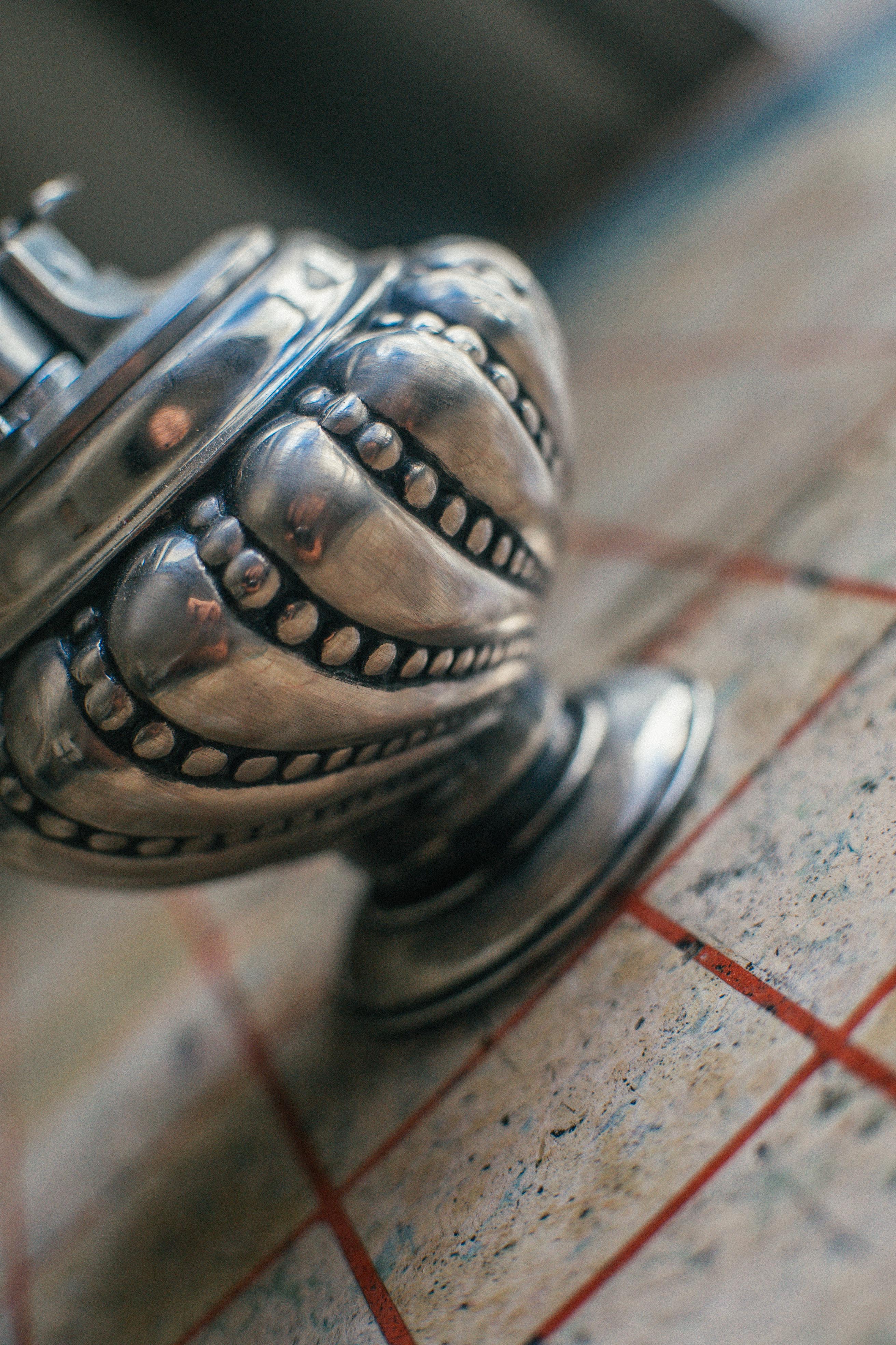 Briquet ancien decoratif floral Ronson