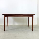 Large Danish extendable dining table in Teak, 1960