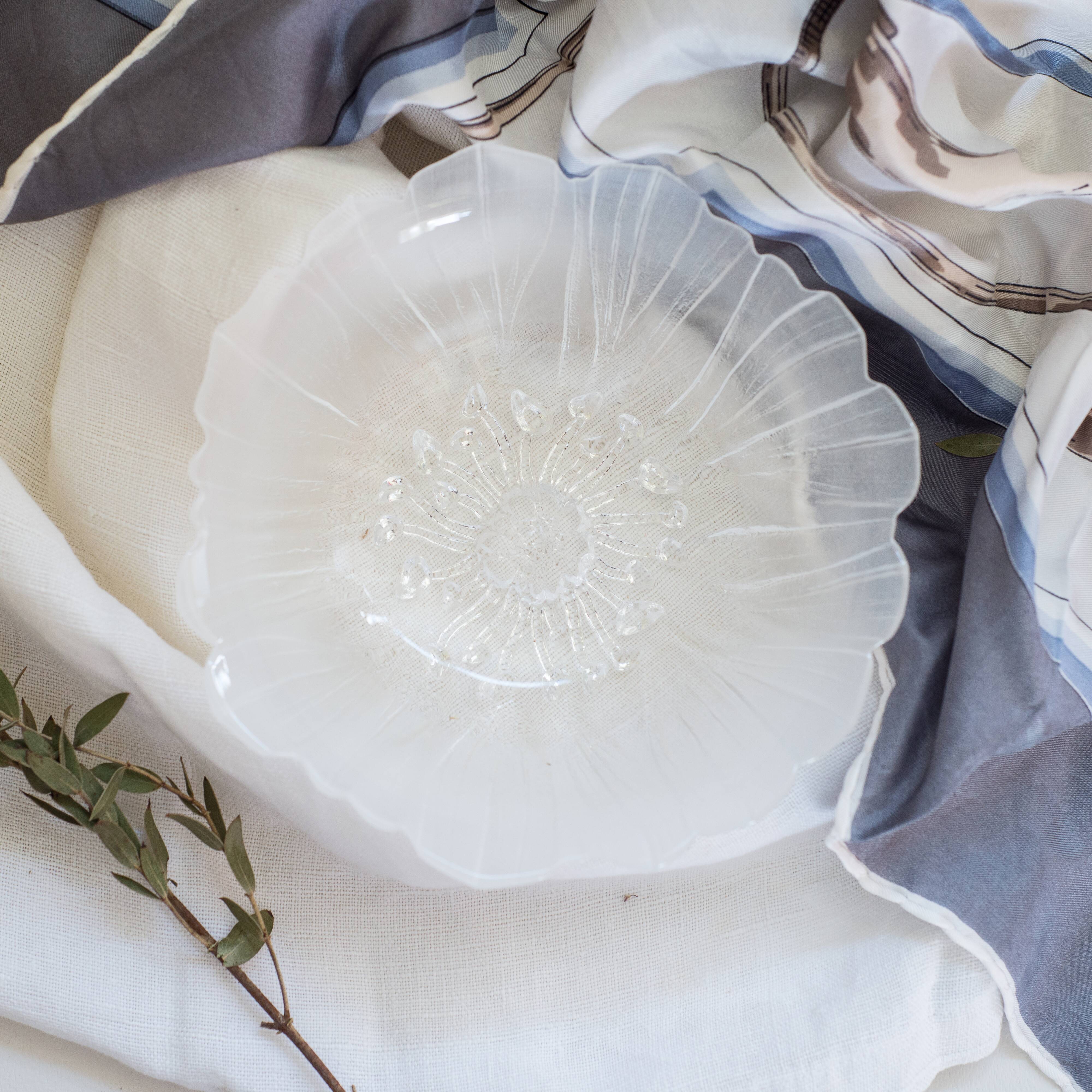 Cup or empty glass flower pocket