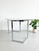 Table, design des années 70 style italien, chrome et vert fumé