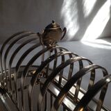 Taost door in silver metal