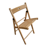 Honey-colored wooden folding chair