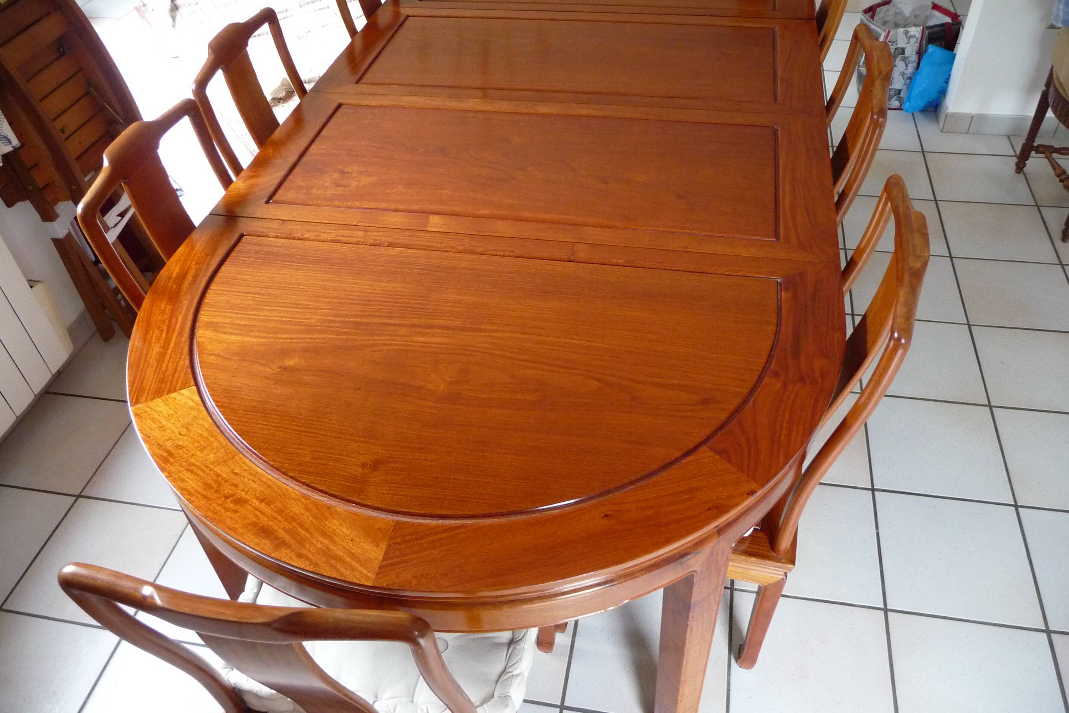 Dining table and 6 chairs