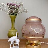 Lampe à poser globe vintage art déco en verre rose et doré
