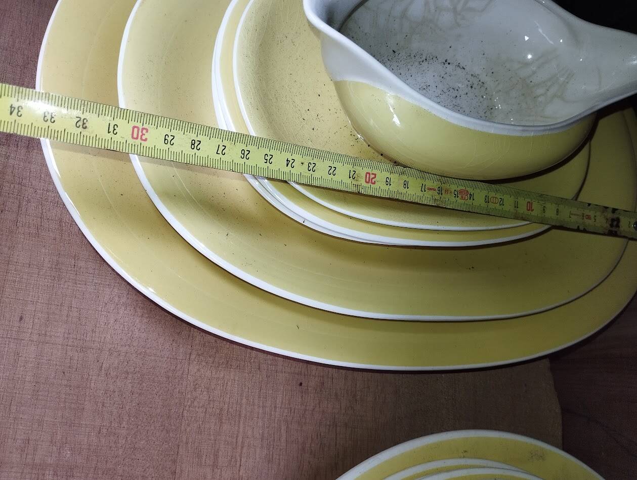 Villeroy & Boch dinnerware set