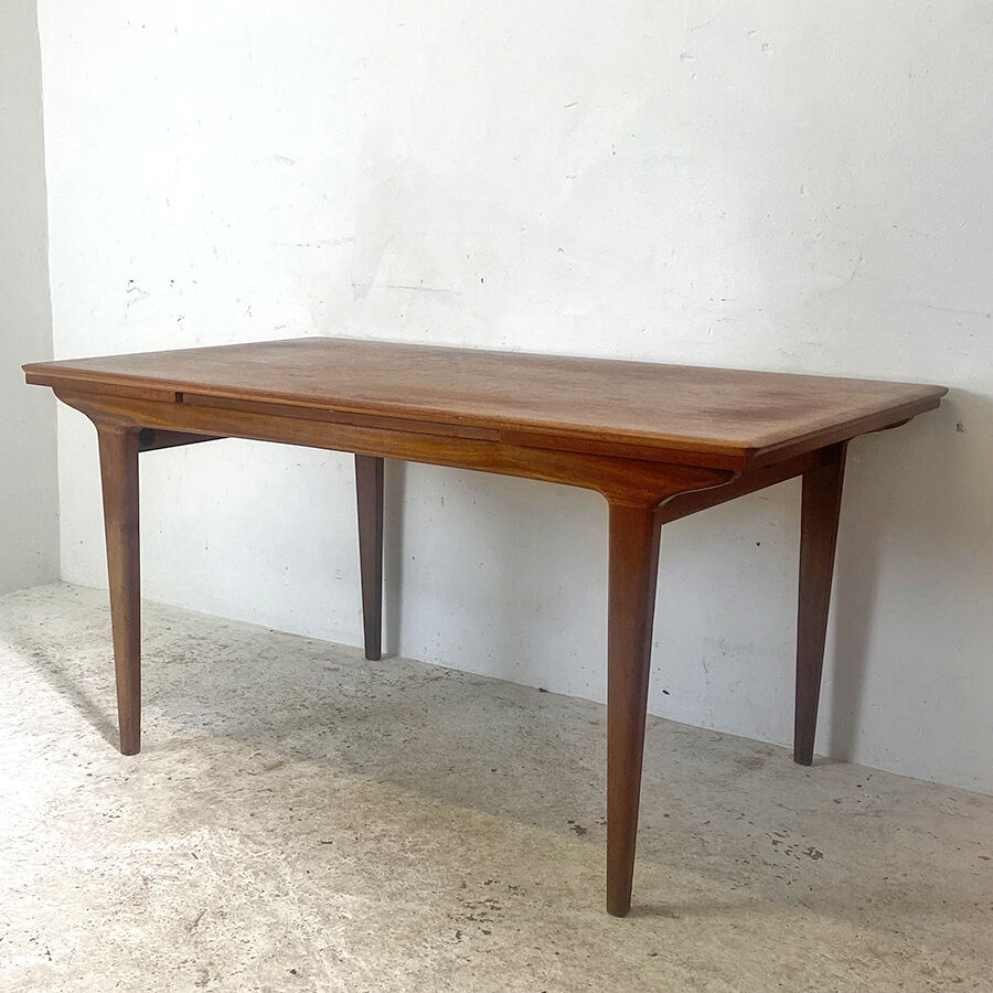 Extendable dining table LB vintage Scandinavian