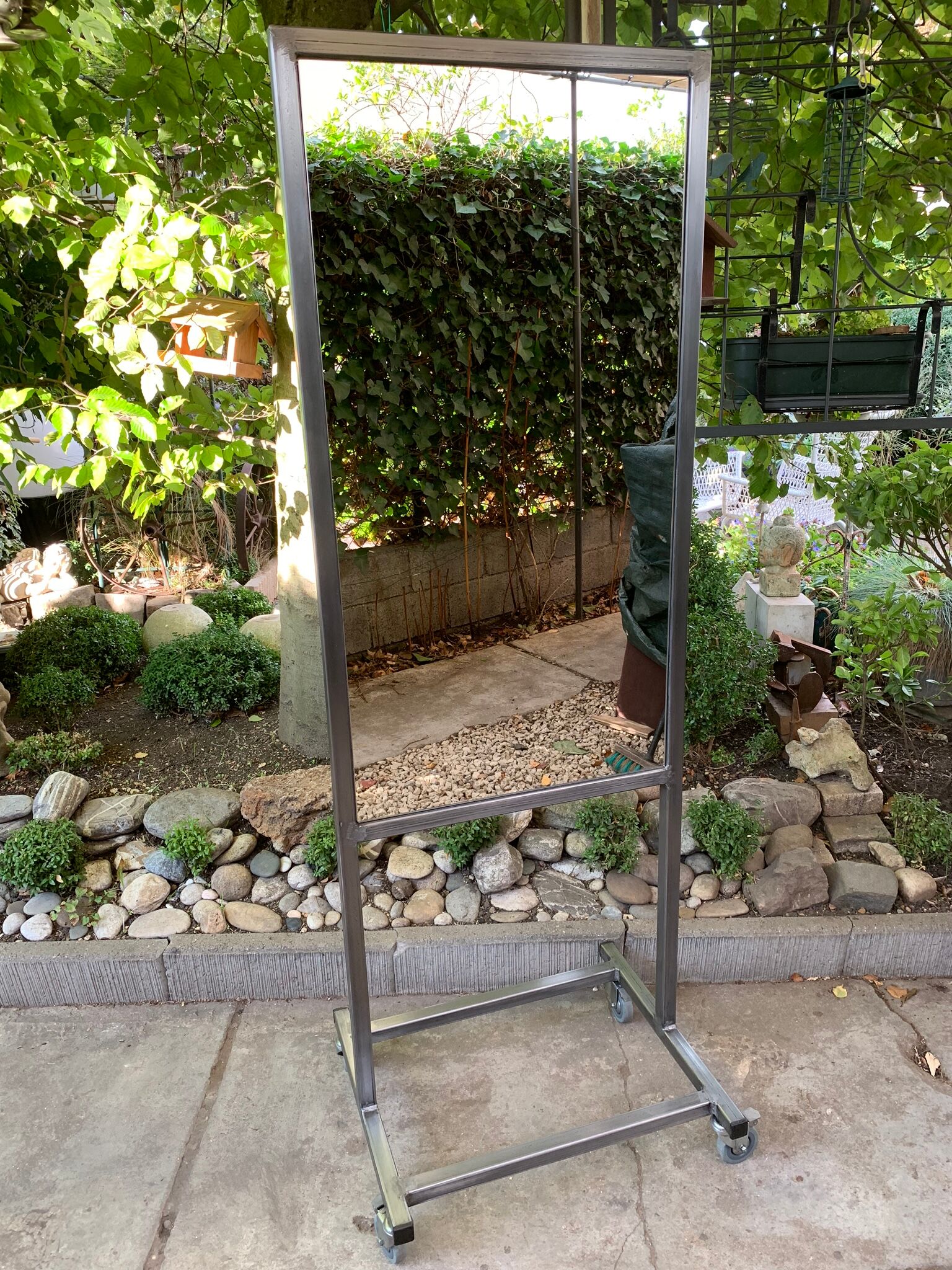 Double-sided workshop mirror on wheels 104x53 cm