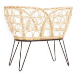 Ariana rattan cradle with metal legs