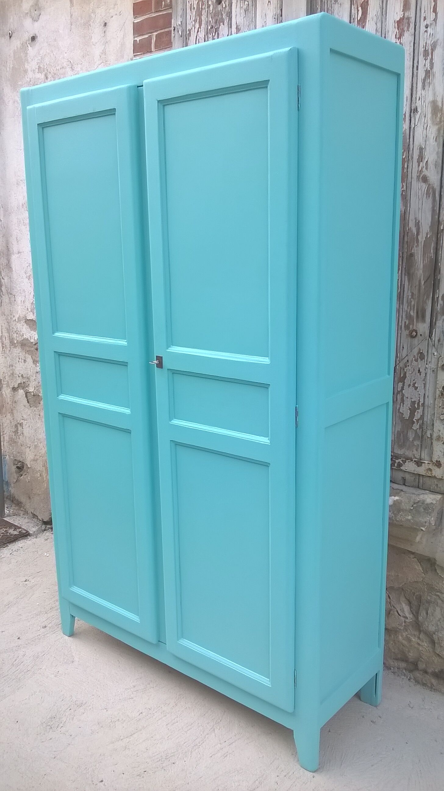 Parisian wardrobe year 50