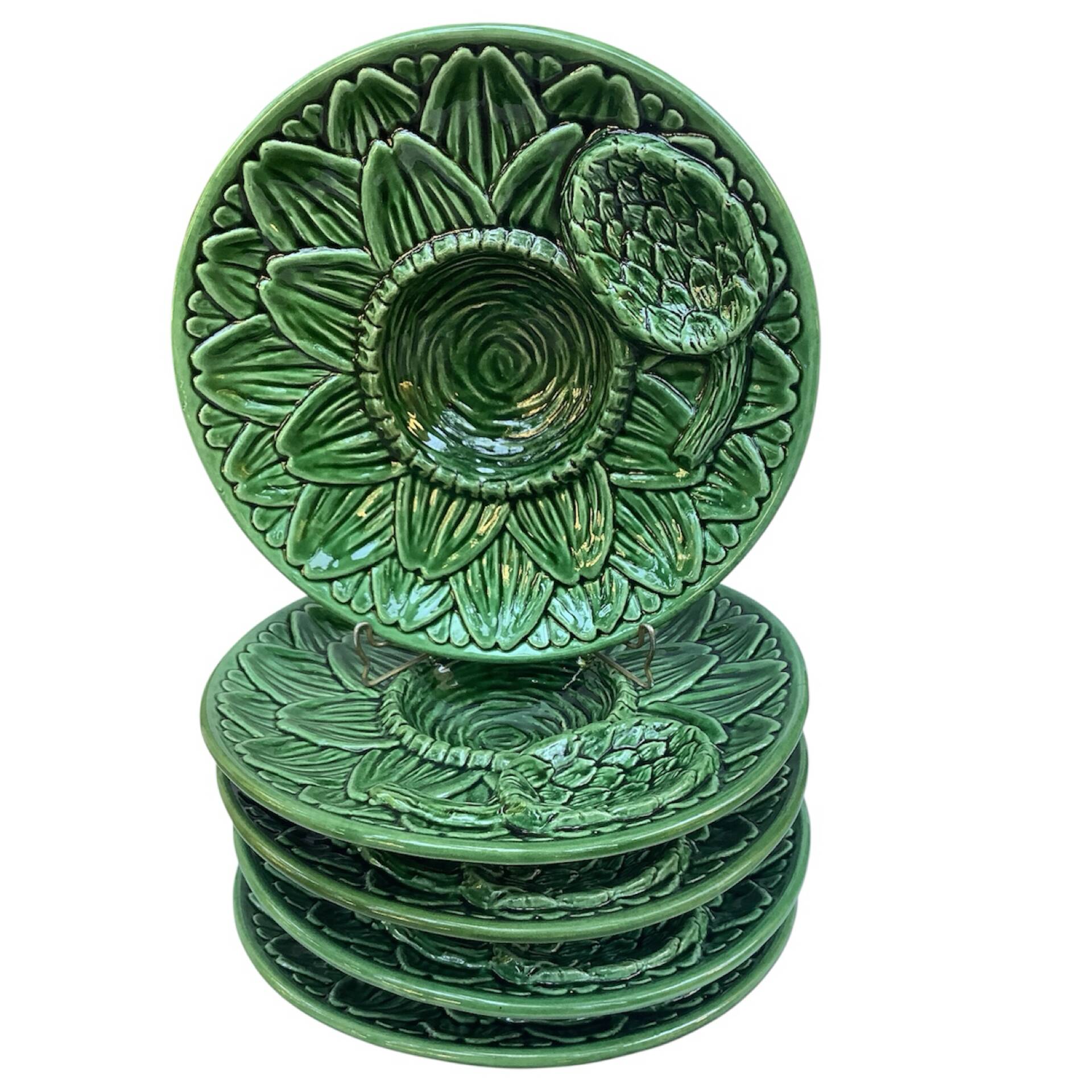 Set of 5 antique barbotine plates decorated with artichokes.