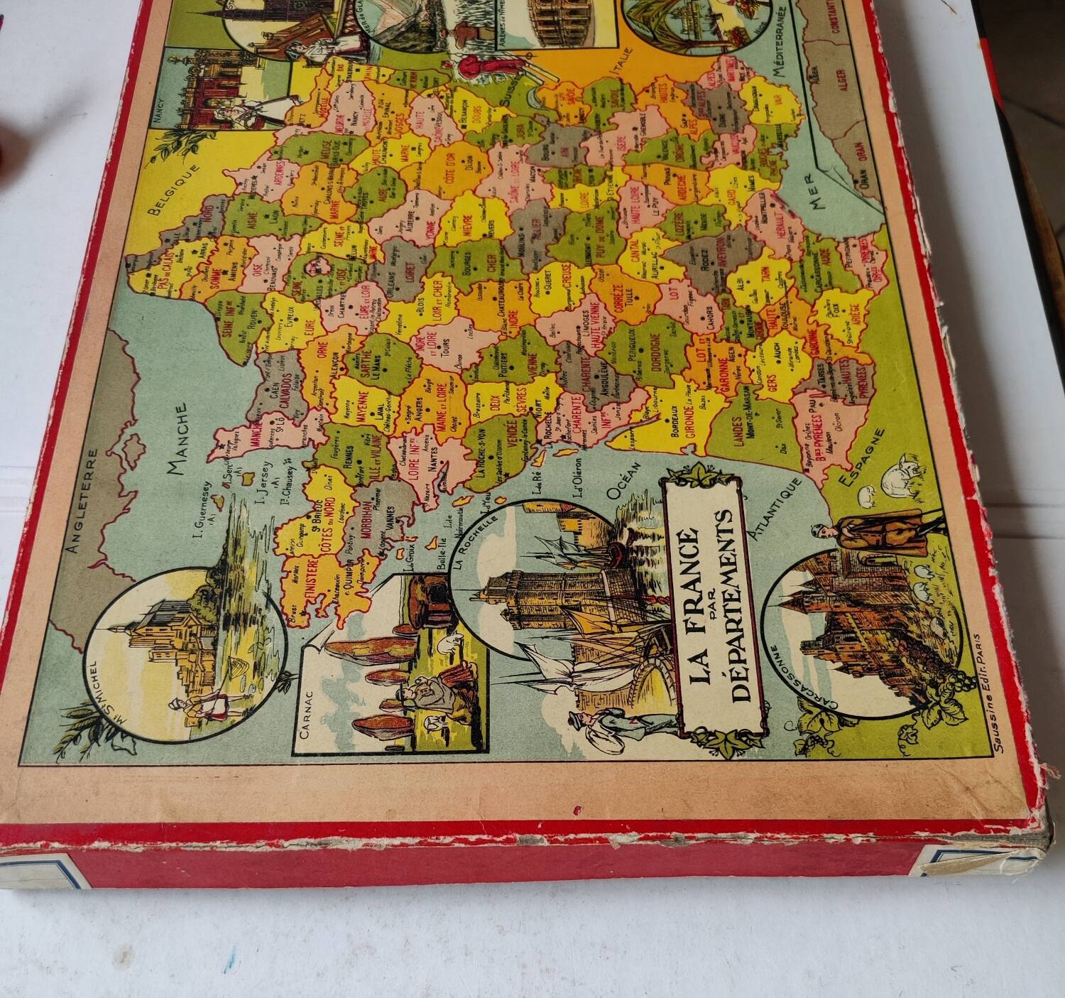 Patience game puzzle France by department Saussine antique