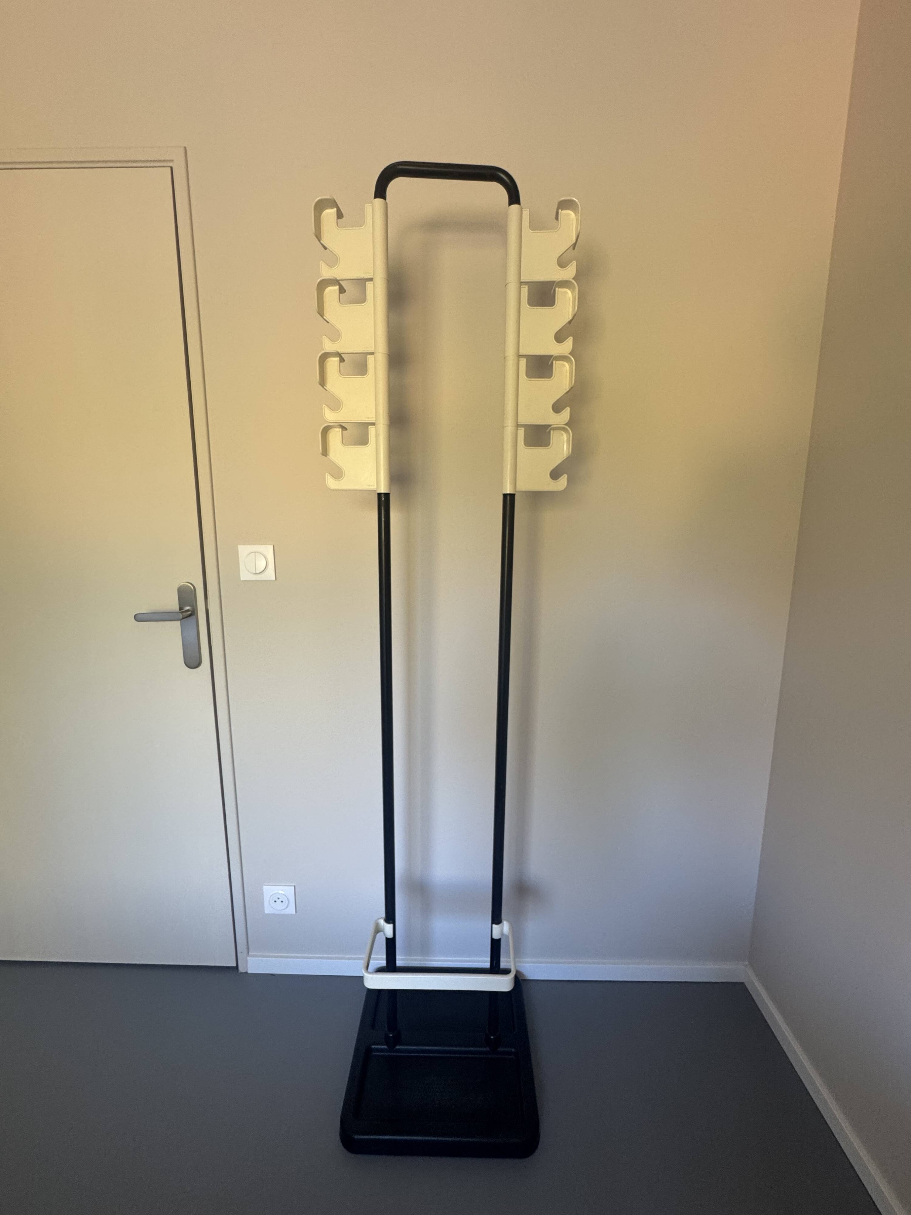 Coat rack Manade signed by Jean-Pierre Vitrac