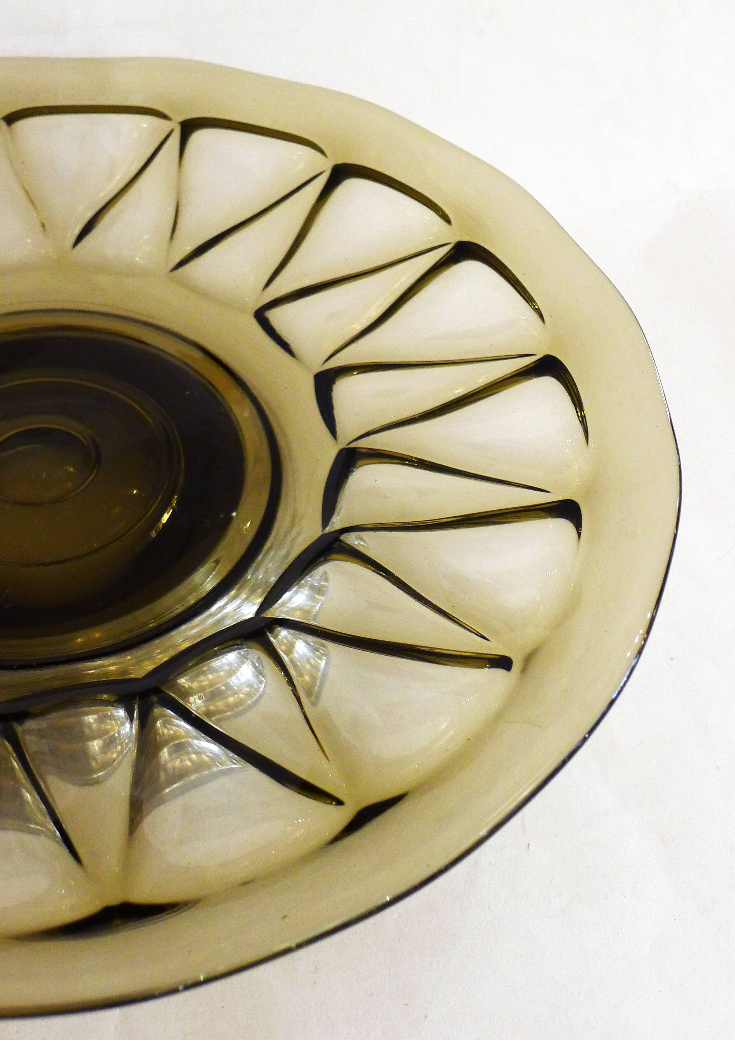 Art Deco footed coupe dish