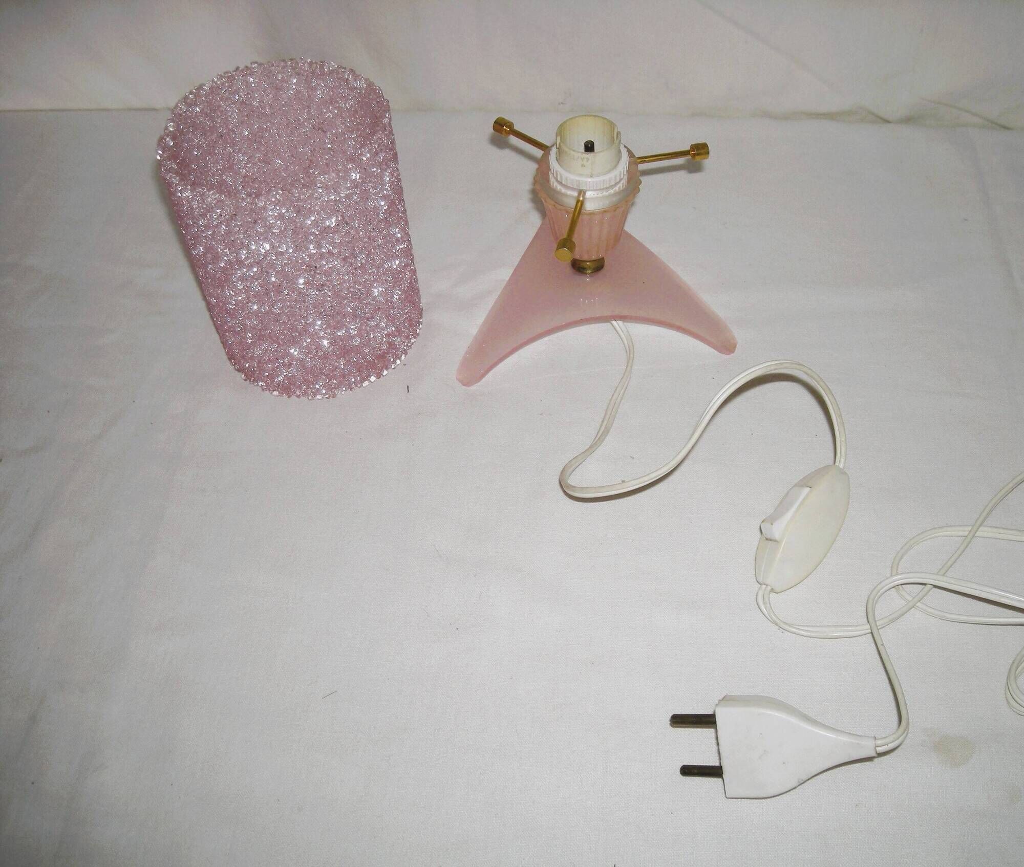 1960s crushed tripod bedside lamp