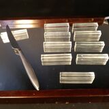 10 glass knife holders