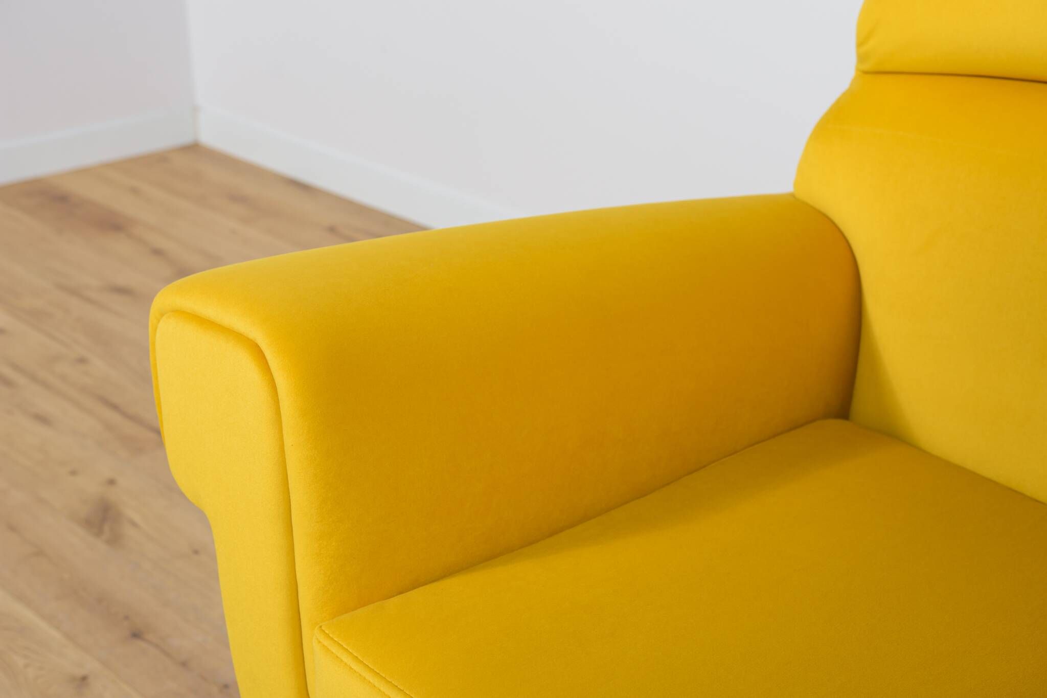 Mid-Century Armchair by Gigi Radice for Minotti, Italy, 1960s