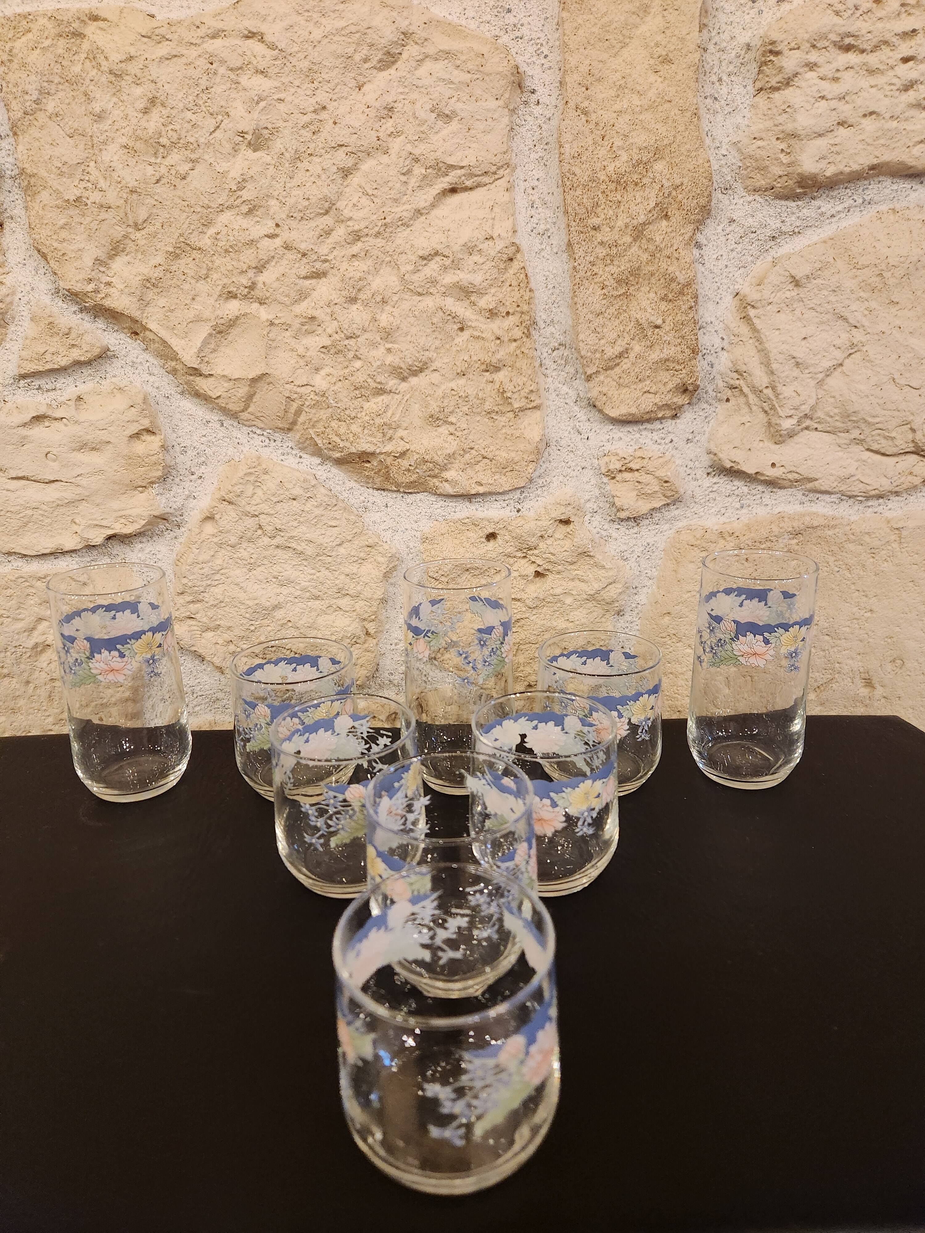 Set of 9 vintage Arcopal Florine glasses – pastel and floral