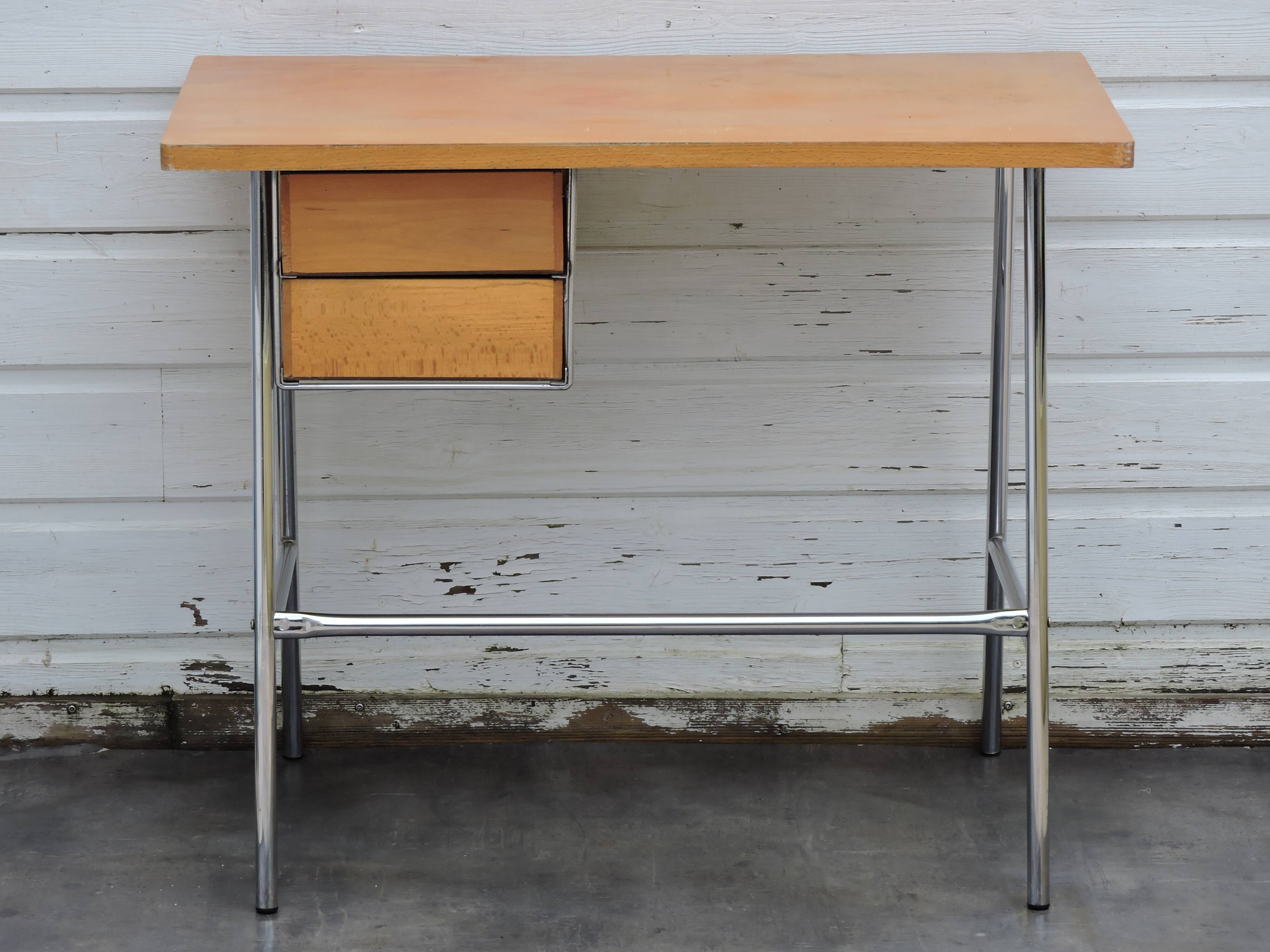 Bureau vintage en bois et tube chromé