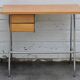 Bureau vintage en bois et tube chromé