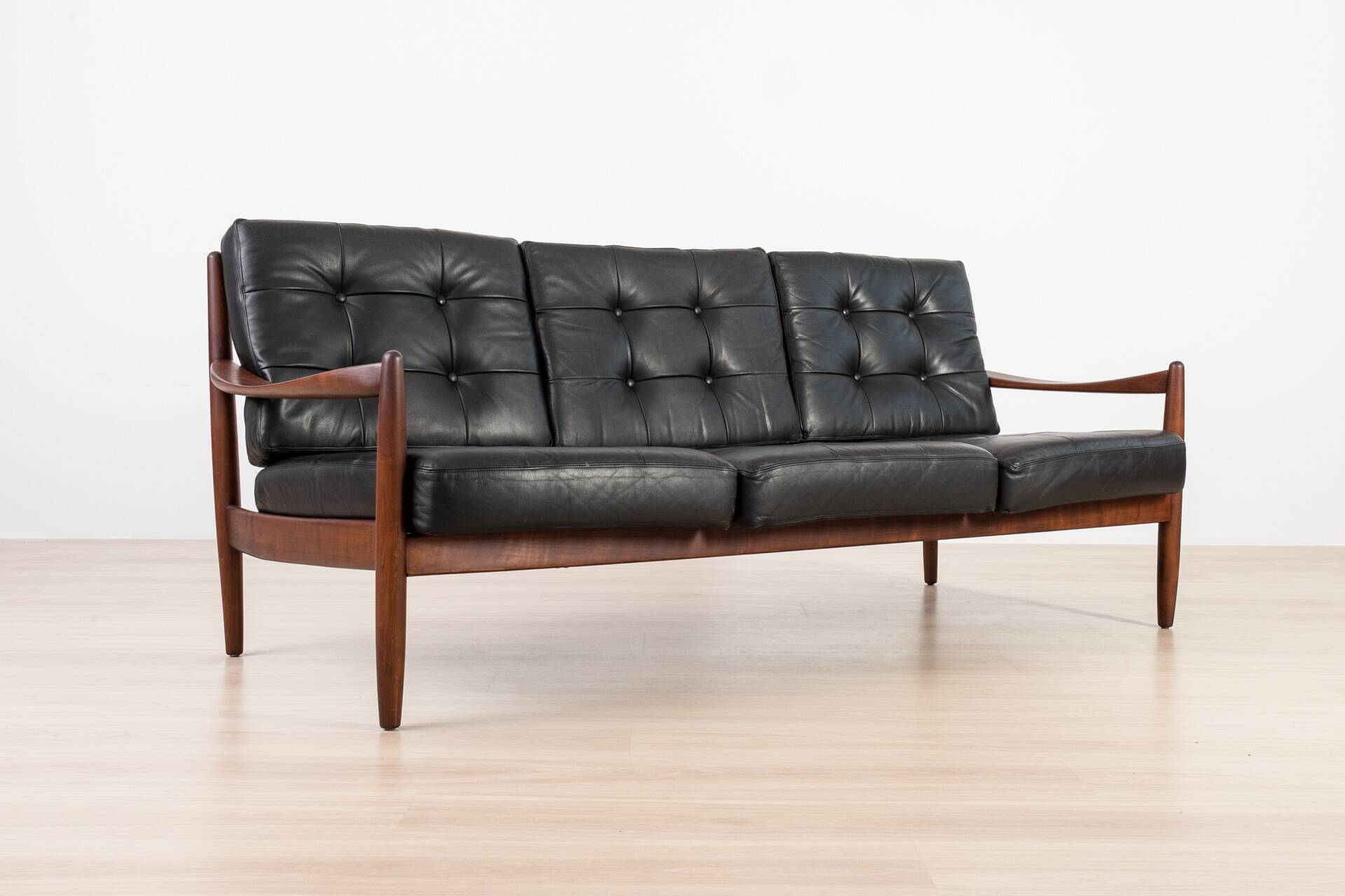 Scandinavian Three-Seat Sofa in Solid Wood and Black Leather, 1960s