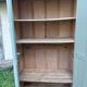 Parisian wardrobe with 2 doors and 3 shelves in Luxembourg green.